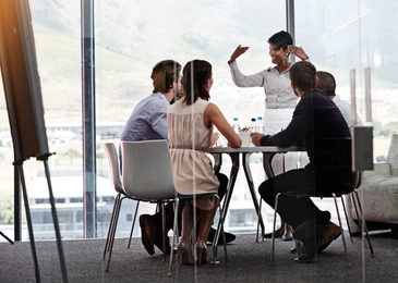 first-line-manager-die-letzte-meile-der-vertriebsfuehrung