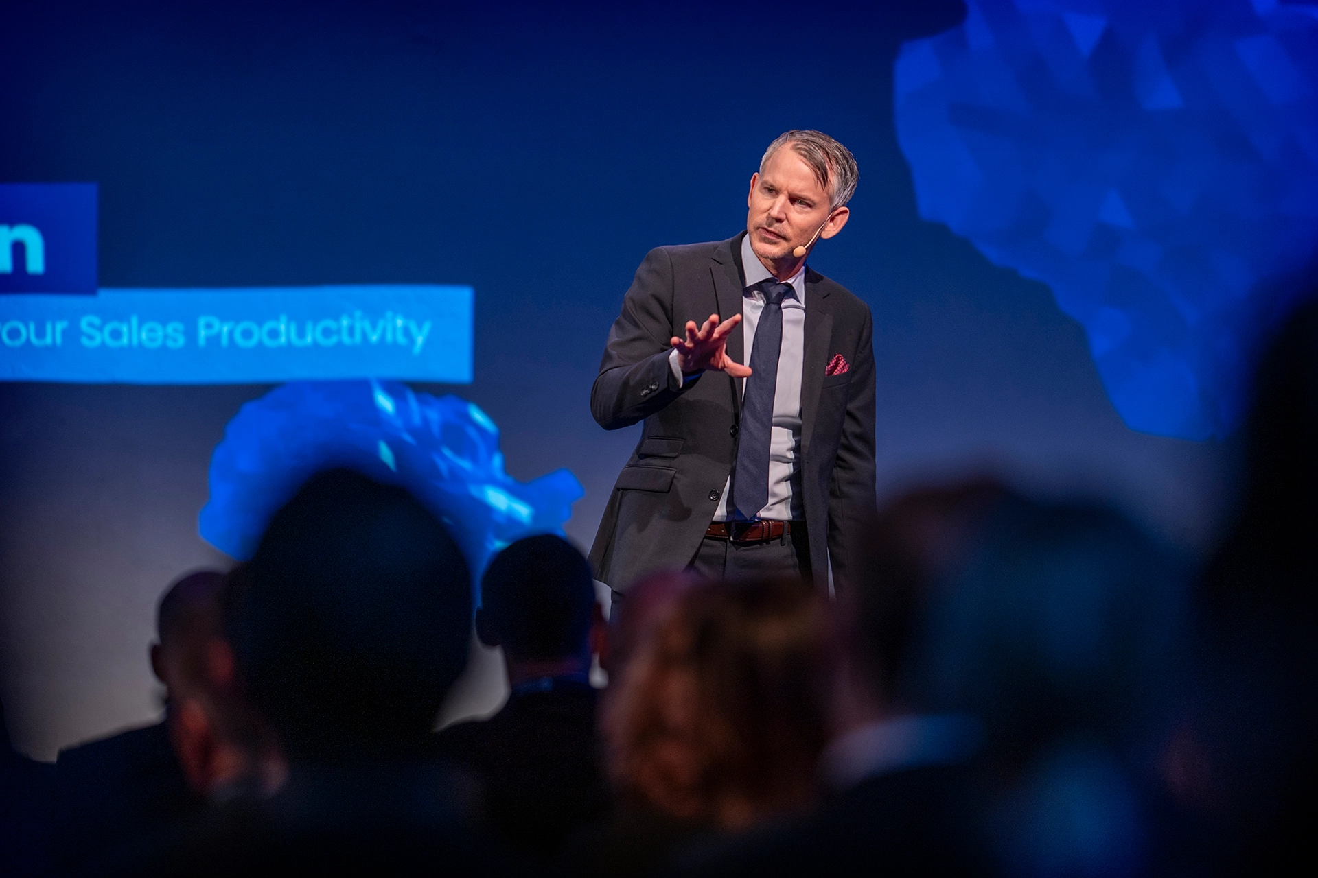 Master prompt engineering