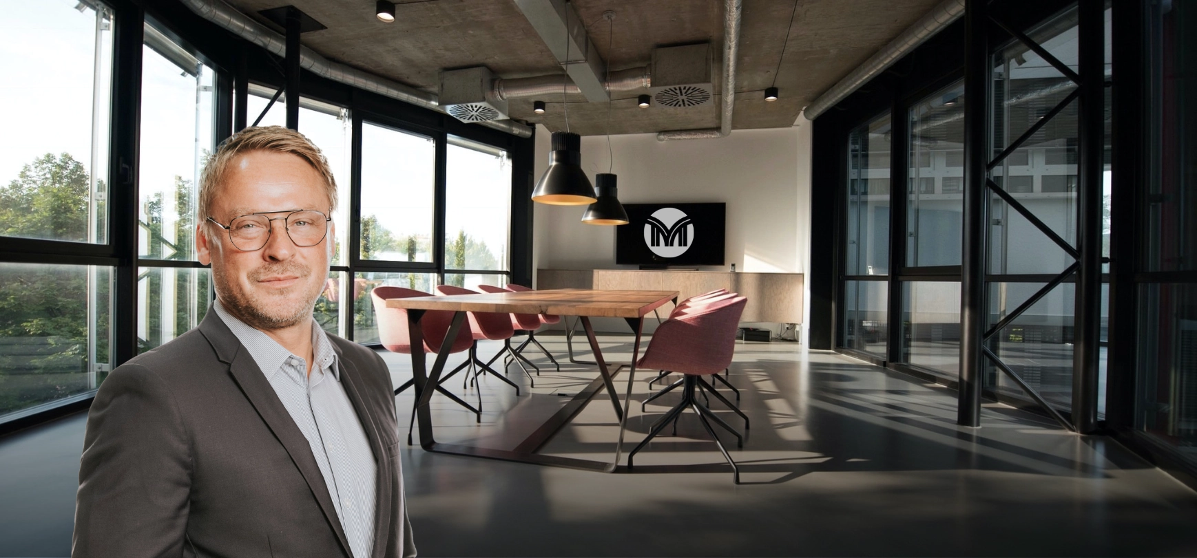 Matthieu SCHAUB au bureau de Mercuri International