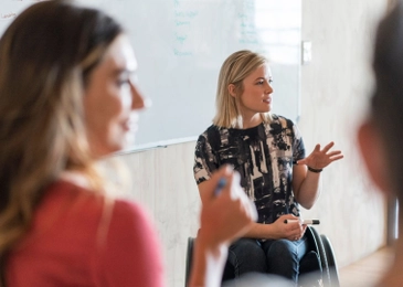 Dialogo tra reparto marketing e vendite